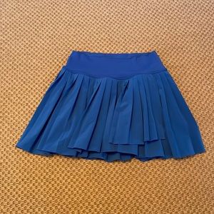 Offline by aerie skirt size small